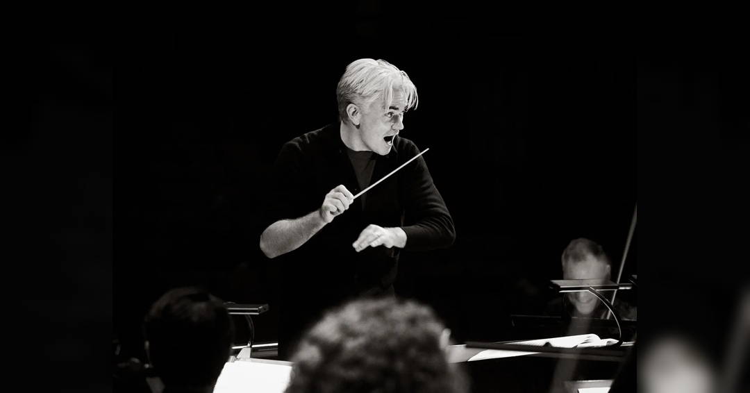 Edward Gardner conducts Elgar