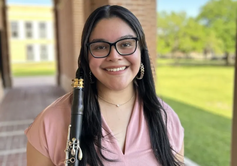 Image Alyssa Estrella, Clarinet