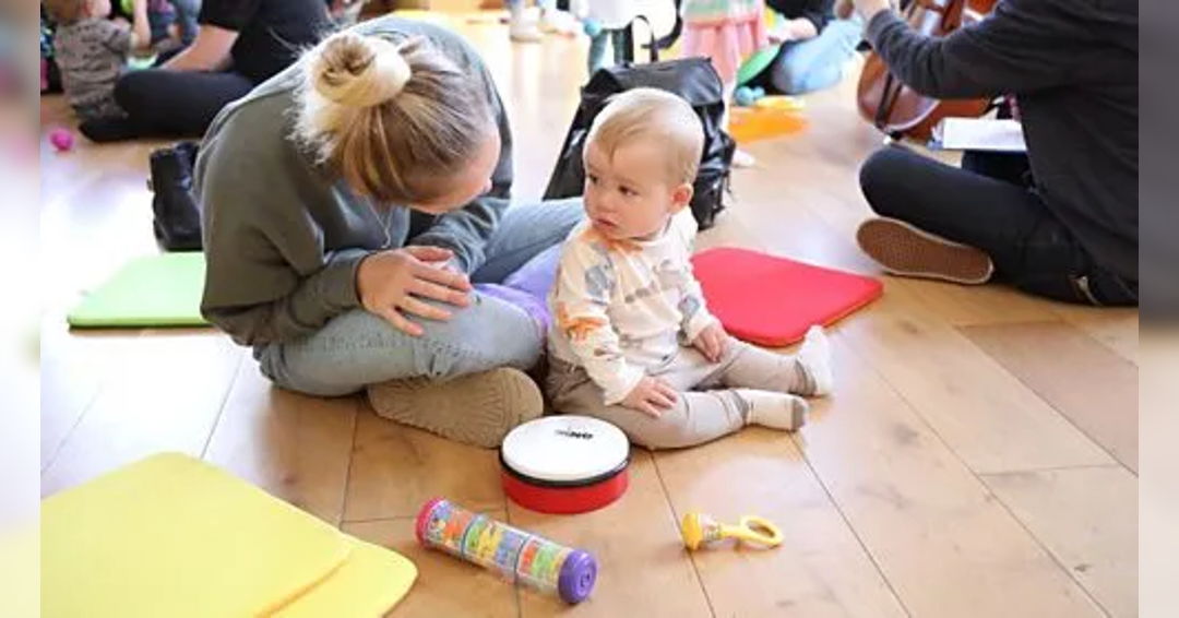 Image Tunes for Tots in Aberdeen (Quieter Session)