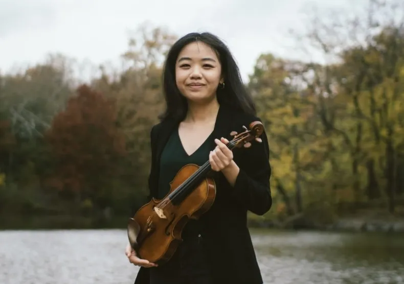Image Meng Jia (Jasmine) Lin, Violin