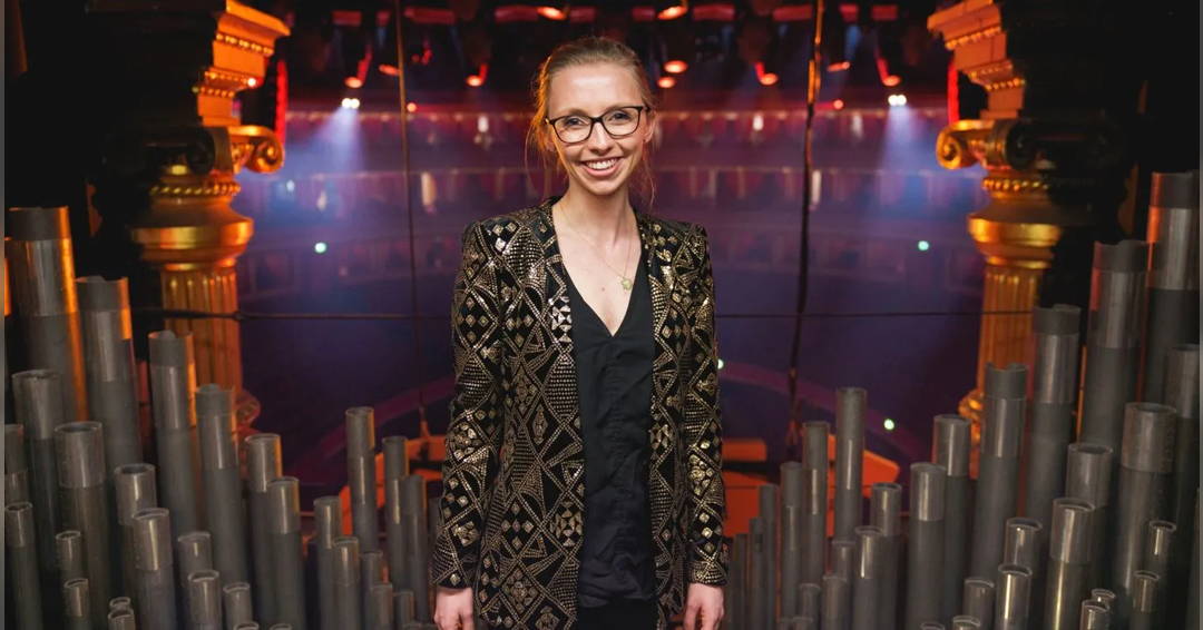 Anna Lapwood's Christmas