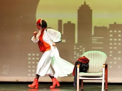 Image Hua Du Theatre: Something Crazy