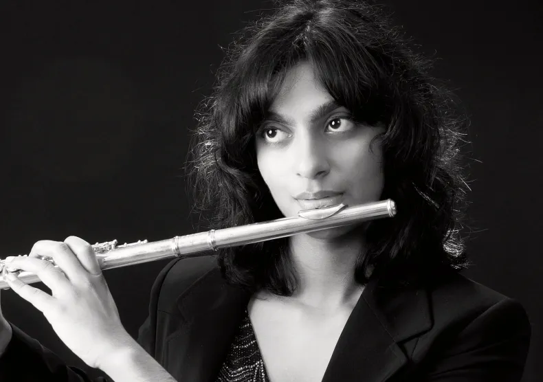 Image Anika Veda, Flute