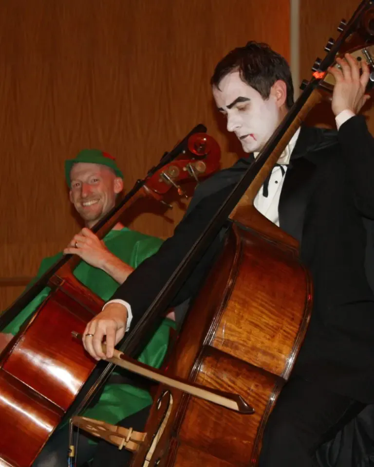 Image Hauntingly Halloween